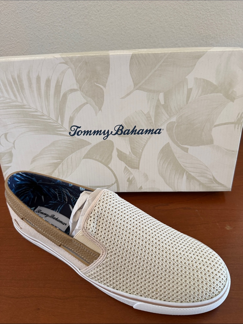 Tommy Bahama Men’s Cream Mesh Slip-On Loafers with Tan Trim